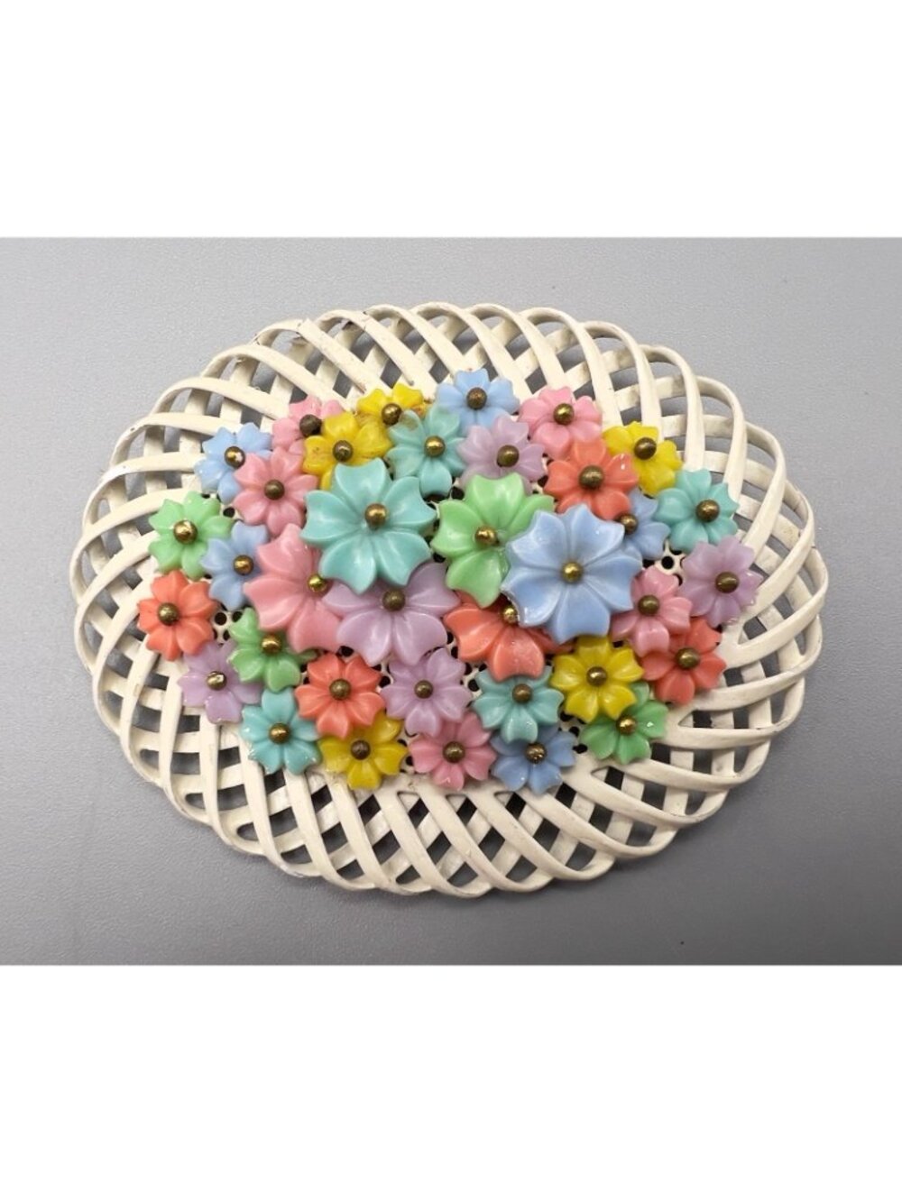 Vintage 1940s White Lattice Celluloid Floral  Brooch Miriam Haskell